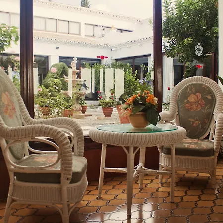 Hotel Trh