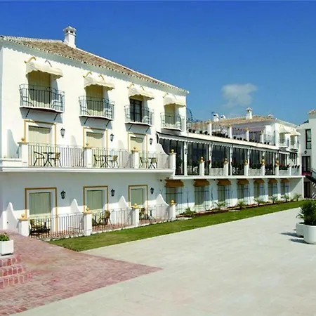 Trh Hotel 4*