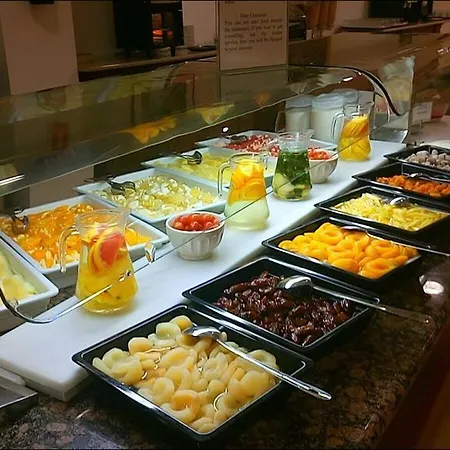 Trh Hotel 4*