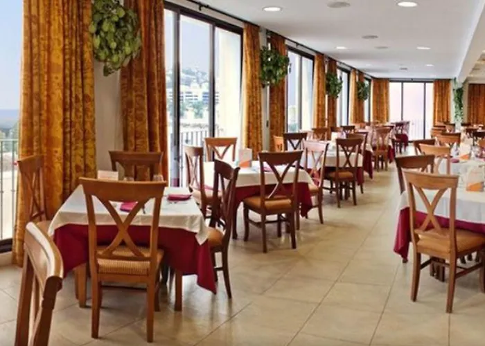 Trh ホテル ミハス